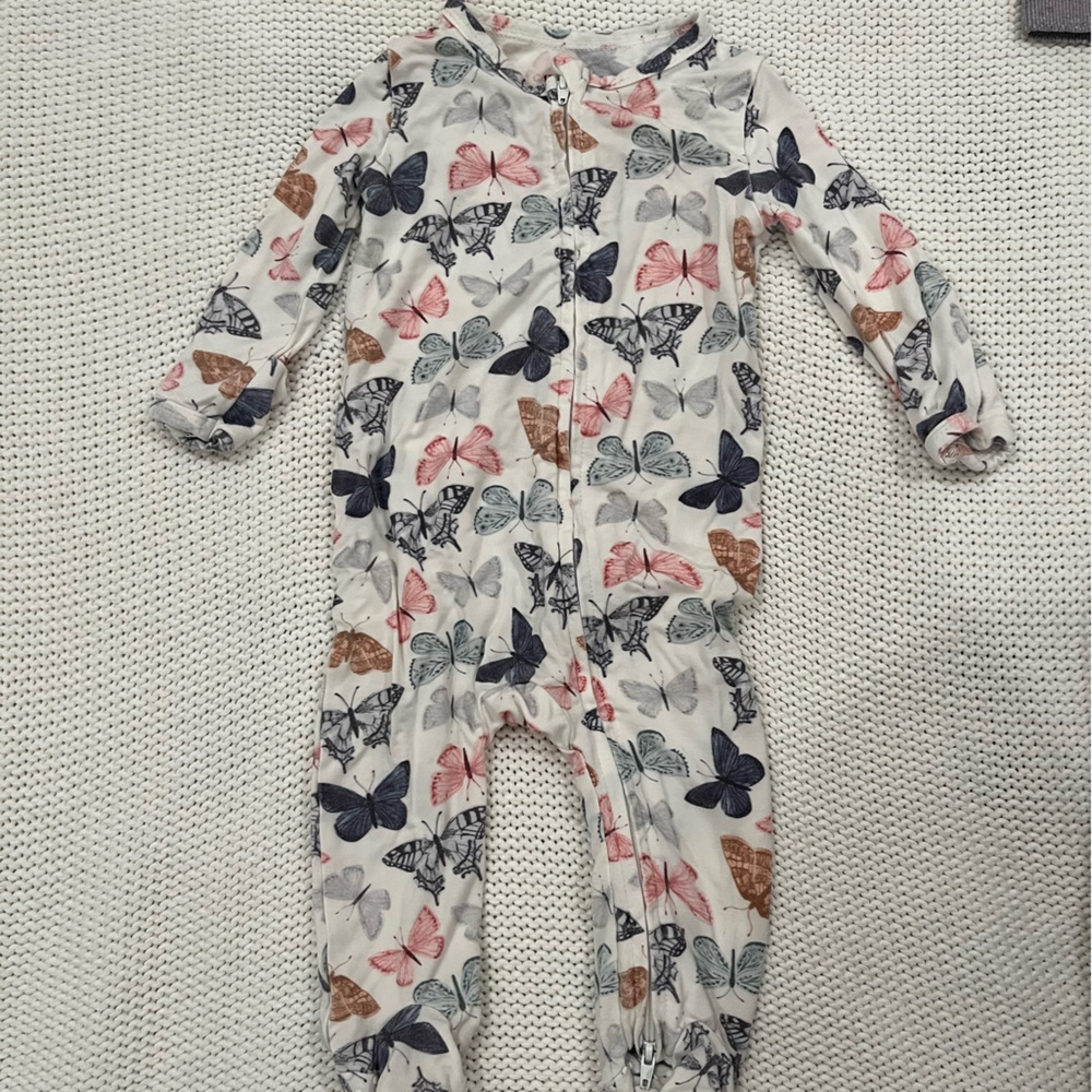 Caden Lane BENTLEY'S BUTTERFLY ZIPPER FOOTIE 0-3 months